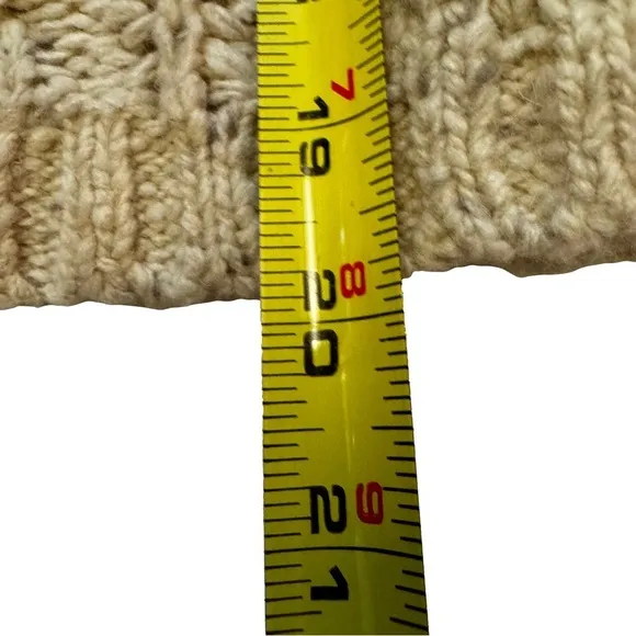 American Eagle Women's Size L Beige Cable Knit Sweater with Removable Brooch NEW