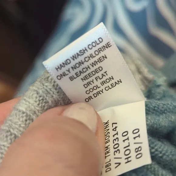 BANANA REPUBLIC  Light Blue Sweater V-Neck S