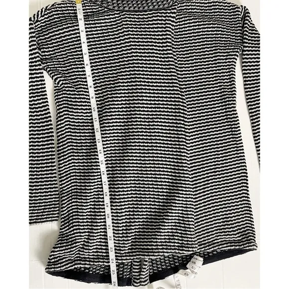 CABI Women’s Fergie Turtleneck Split Sweater - XXS