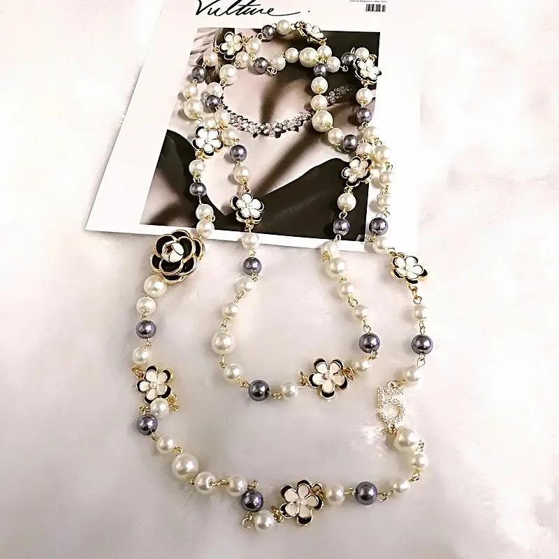 Colorful Pearl Pendant Camellia Necklace