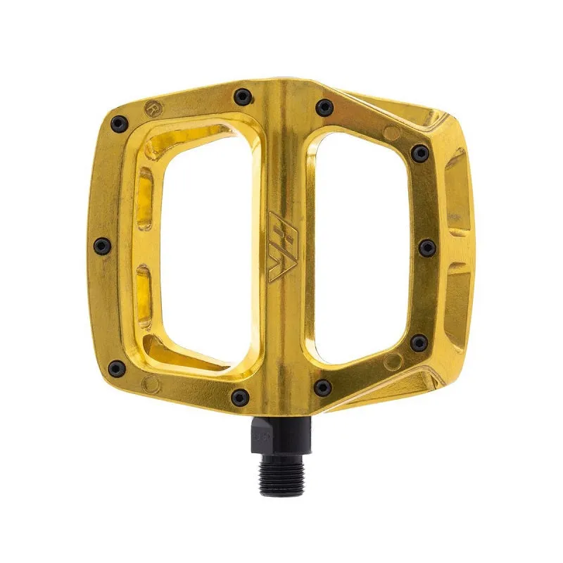 DMR V8 Pedals