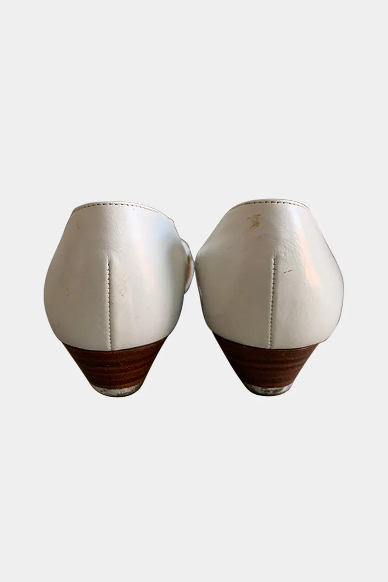 FOOTREST White Sandals