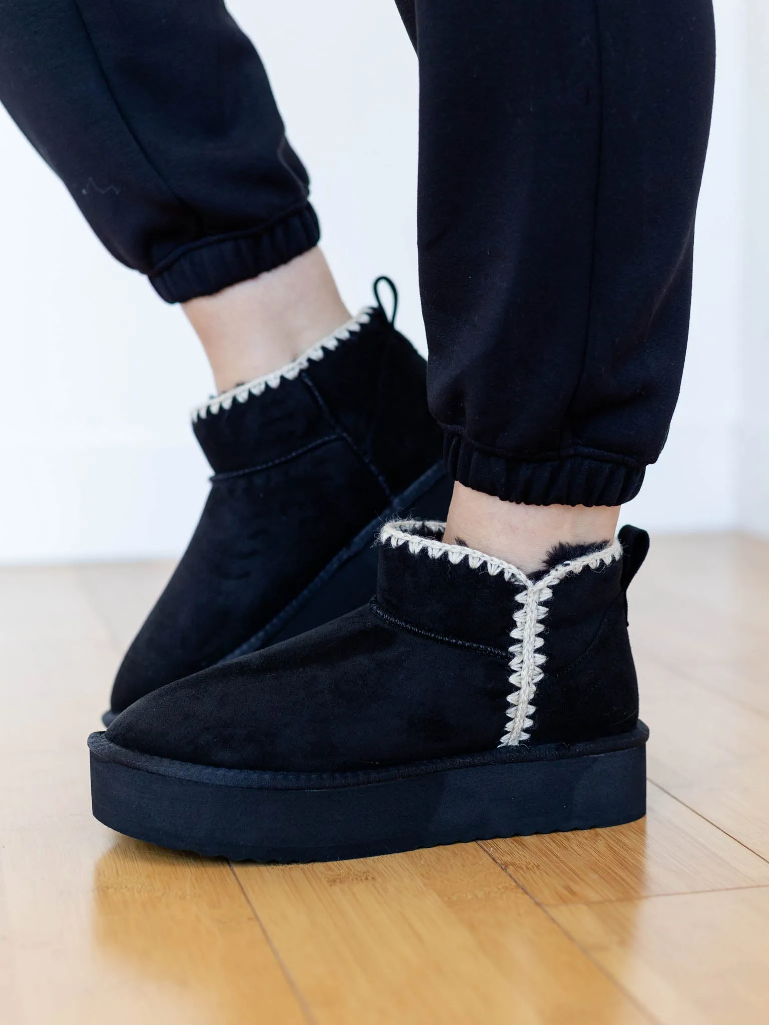 Groove Platform Boot