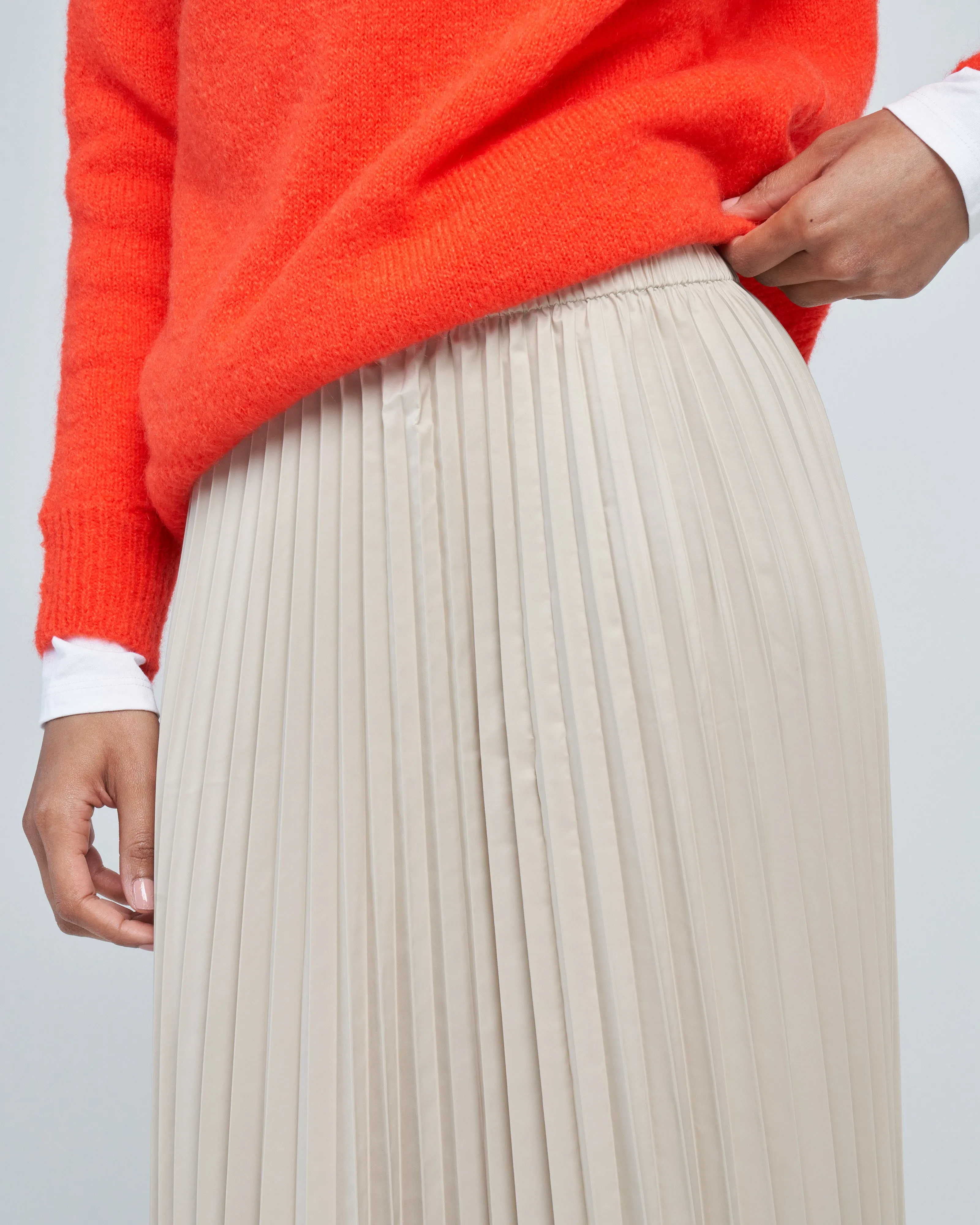 italian sporty nylon sunray pleated pull on skirt