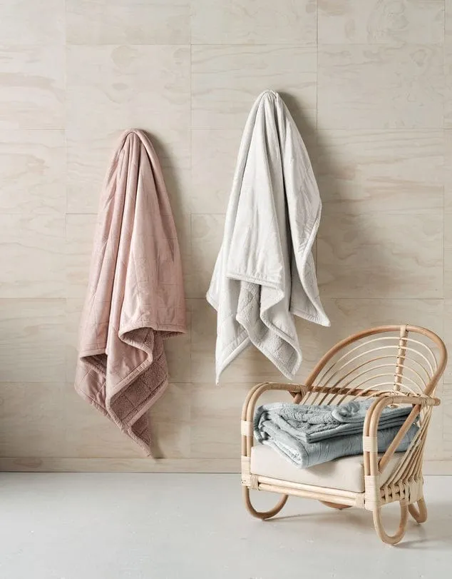 Linen House Bray Throw 150x200 Rose