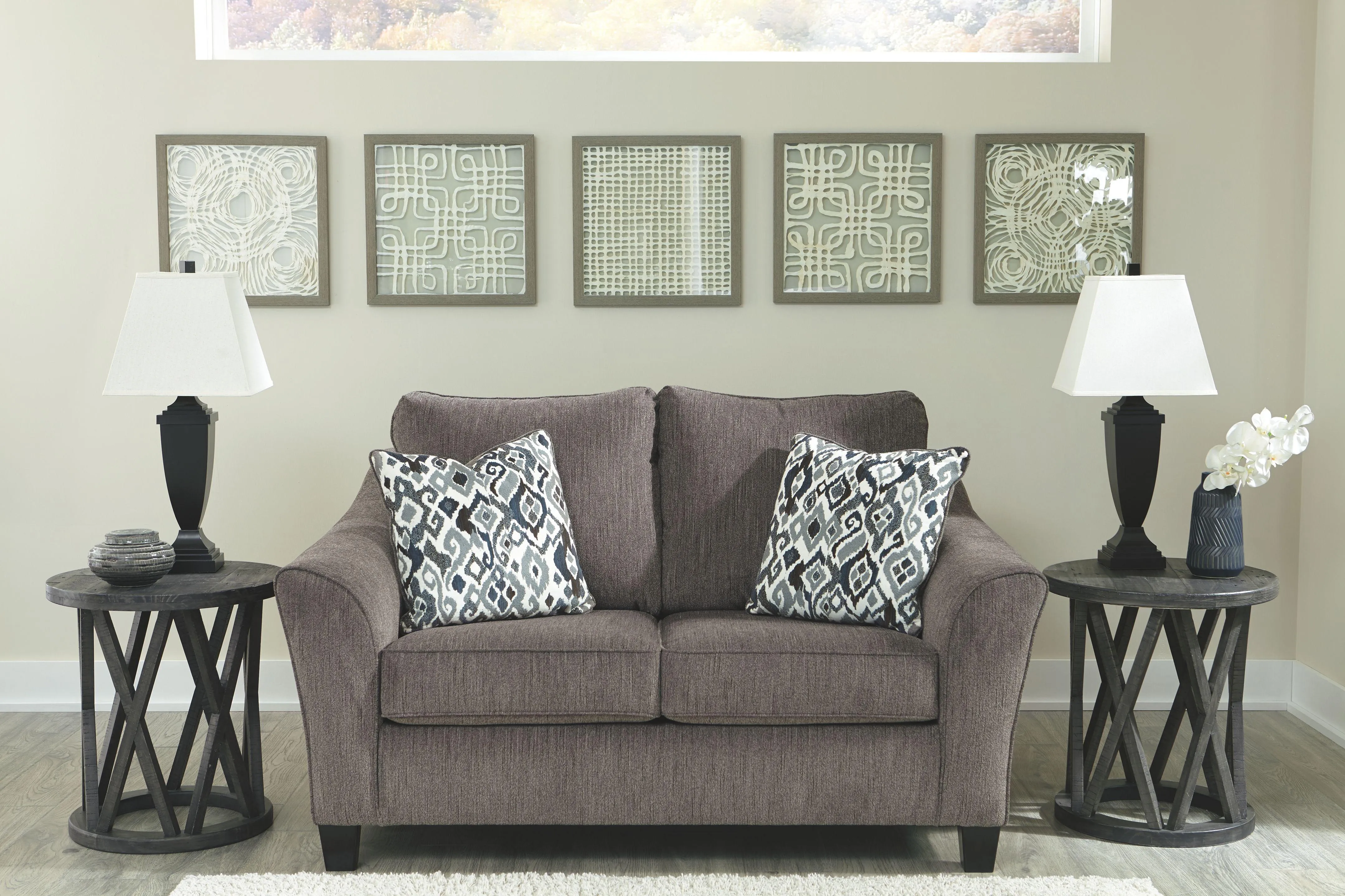 Nemoli - Loveseat