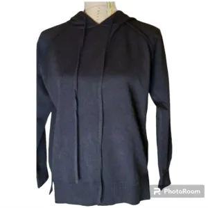 NWT LUCCA Size Small Black Cropped Hooded Pullover Sweater Exposed Seam Detail