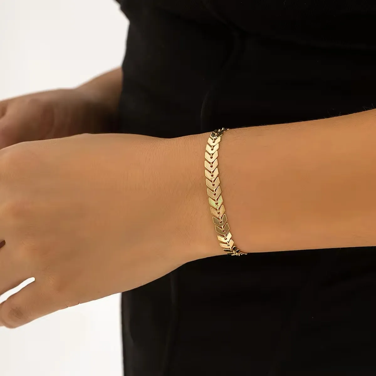 Rome Aesthetic Fishbone Airplane Bracelet