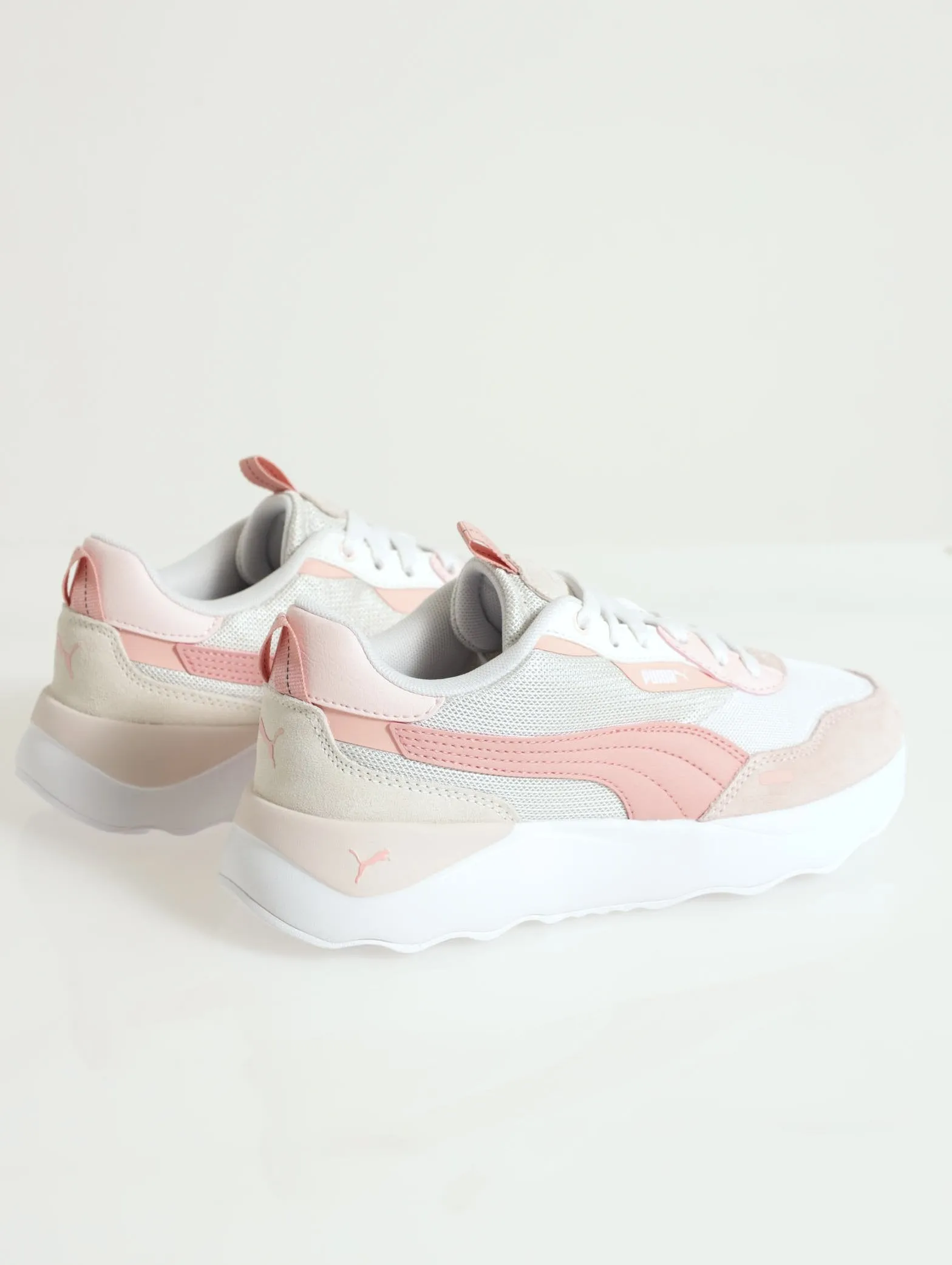 Runtamed Platform Sneaker - Mink