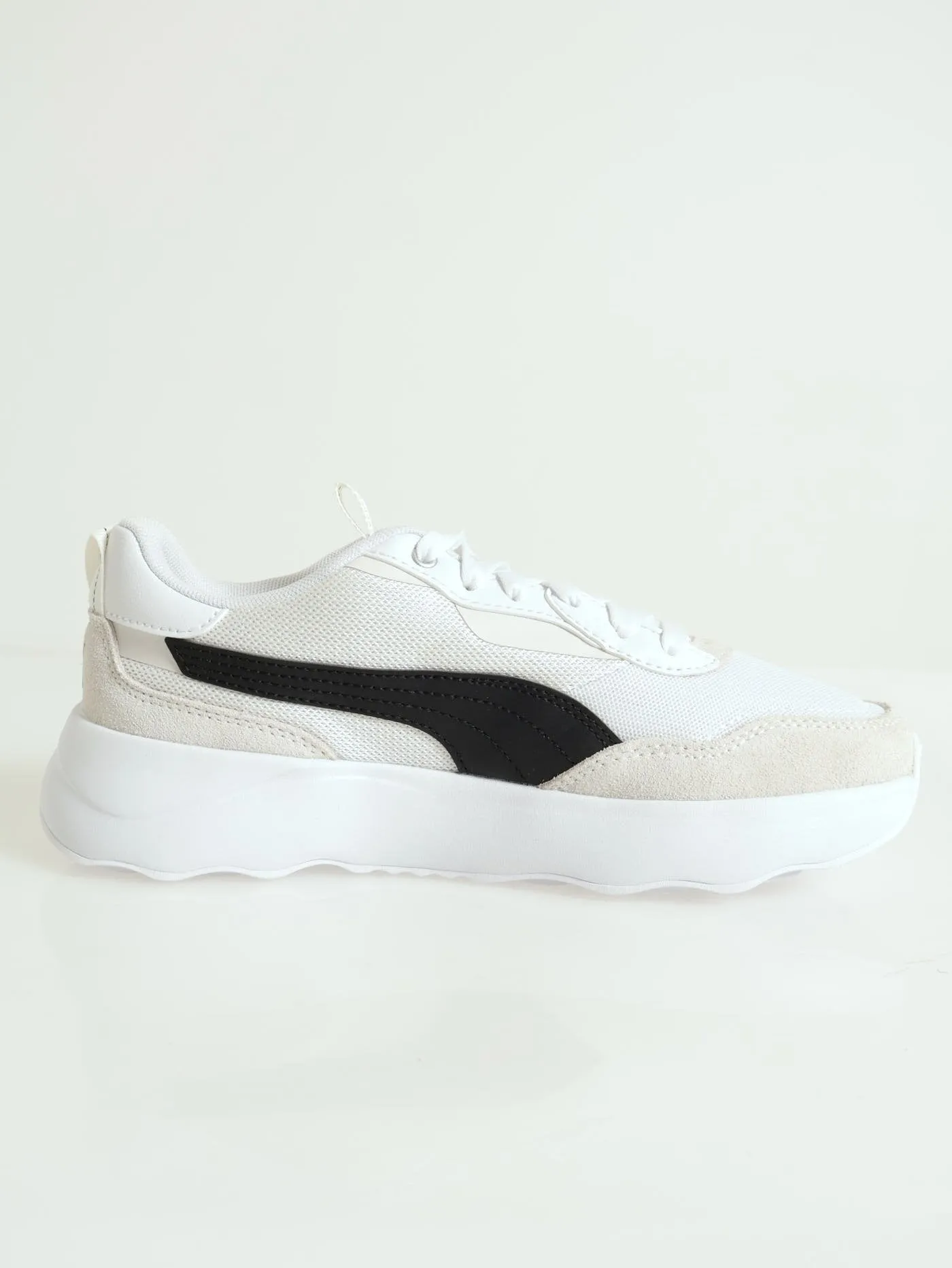 Runtamed Platform Sneaker - White
