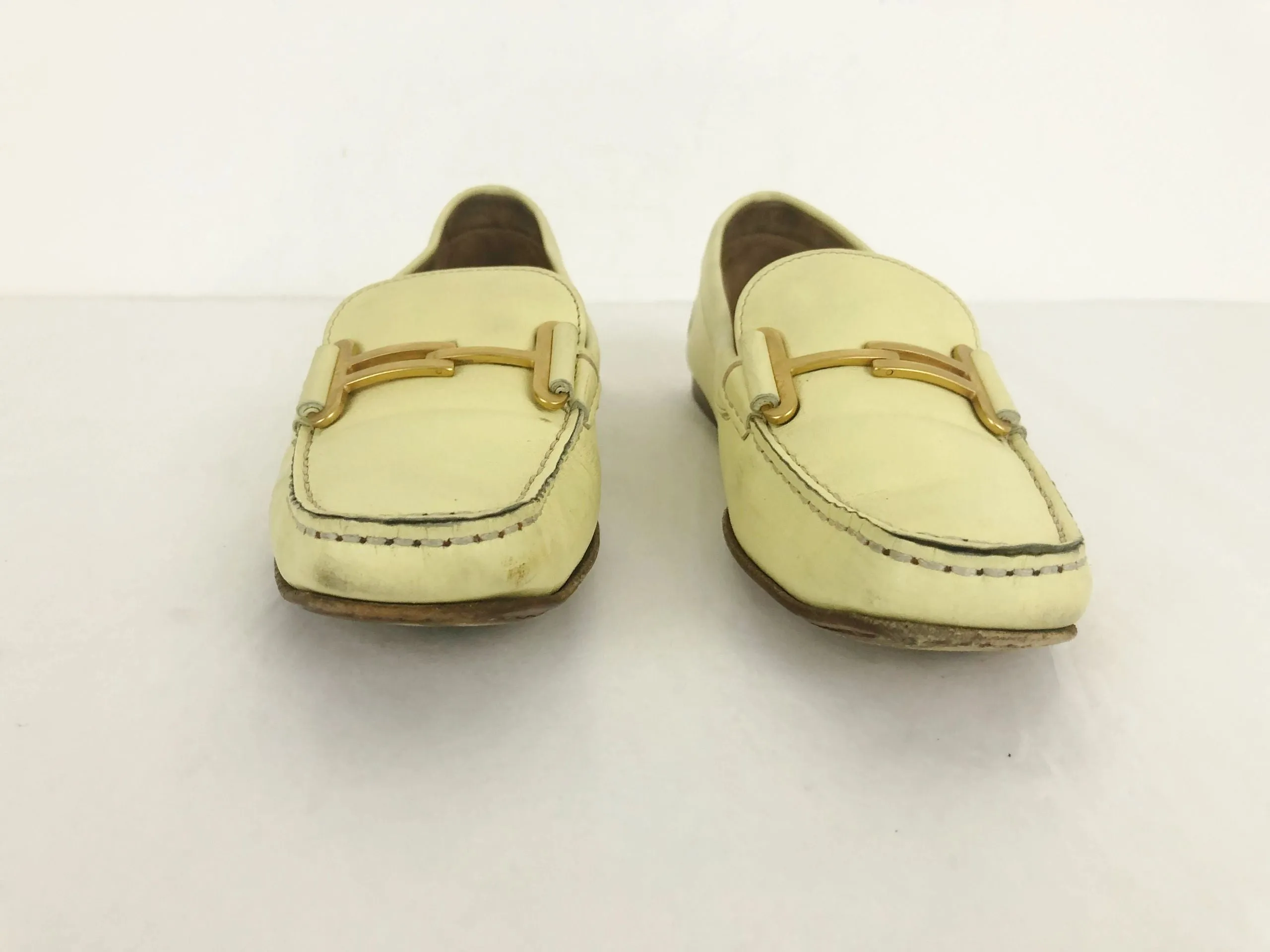 Salvatore Ferragamo Yellow Leather Loafer Size 38 It (8 Us)