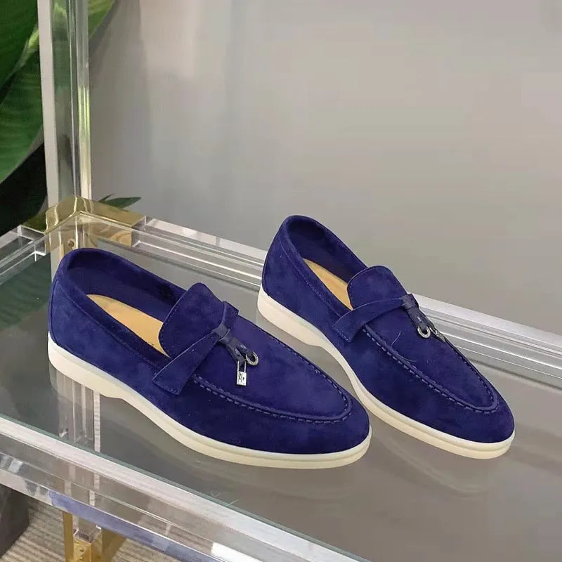 Sara Suede Loafers | Ein klassisches und schickes Design, das sicher die Aufmerksamkeit auf sich zieht