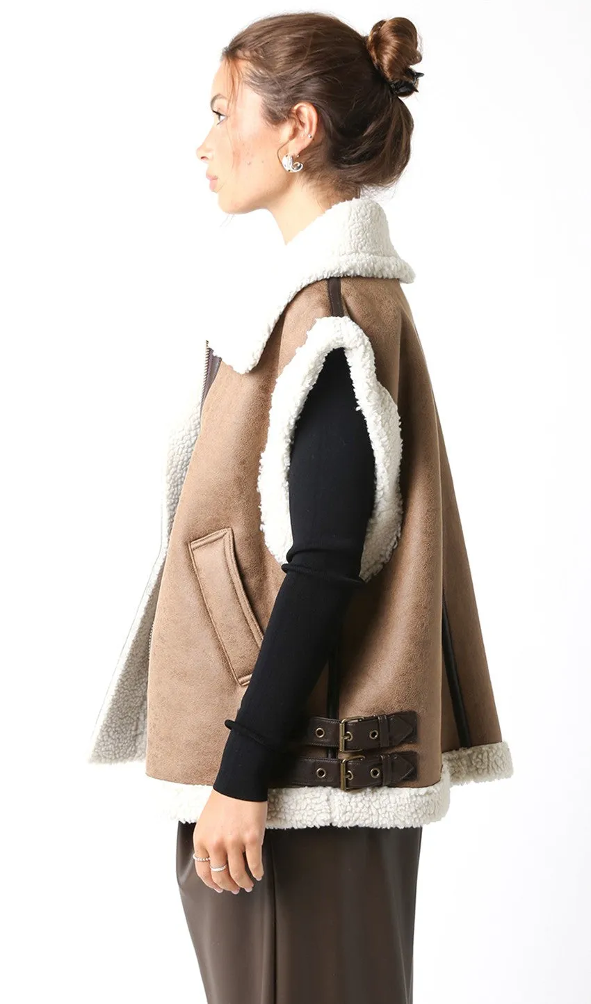 Sherpa Buckle Vest