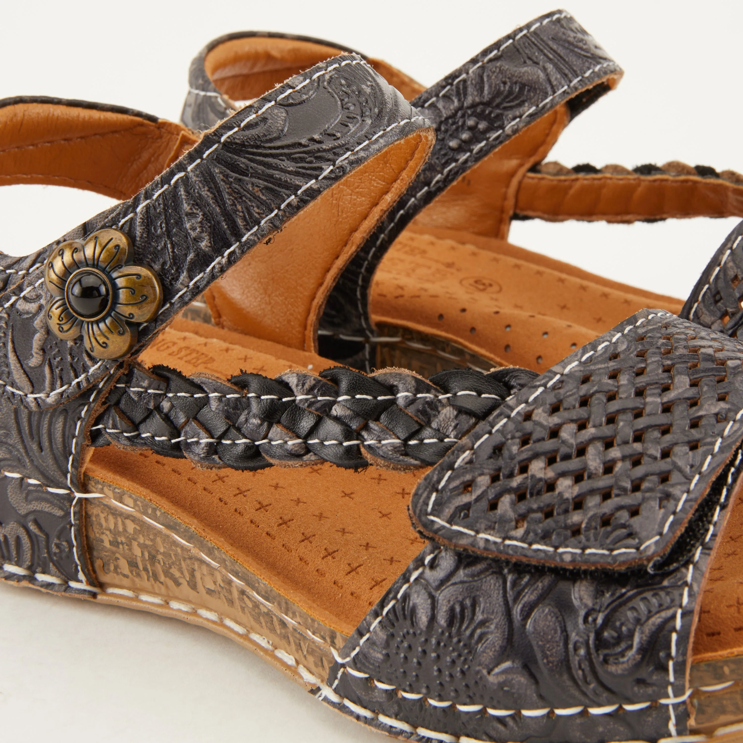 Spring Step Shoes L'Artiste Popular Women’s Leather Adjustable Sandals