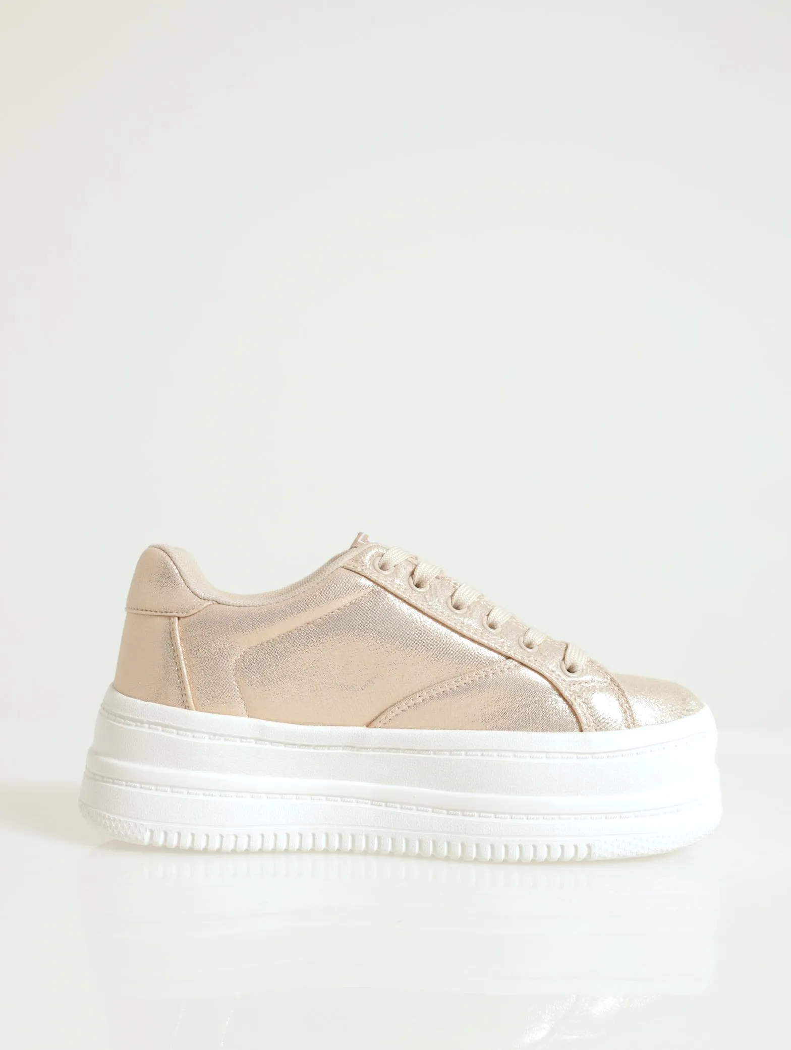 Stavi Stacked Platform Lace-Up Sneaker - Gold